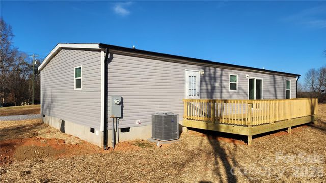 3613 Jamestown Road, Morganton, NC 28655