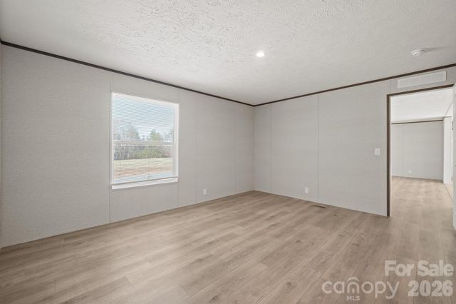 3613 Jamestown Road, Morganton, NC 28655