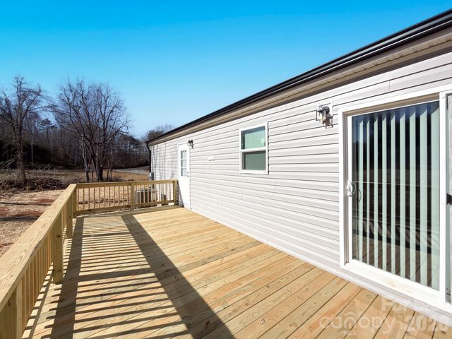 3613 Jamestown Road, Morganton, NC 28655