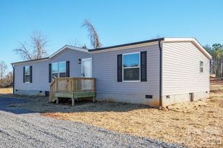 3613 Jamestown Road, Morganton, NC 28655