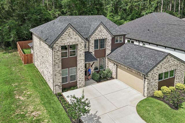 205 Wyndemere Drive, Montgomery, TX 77356