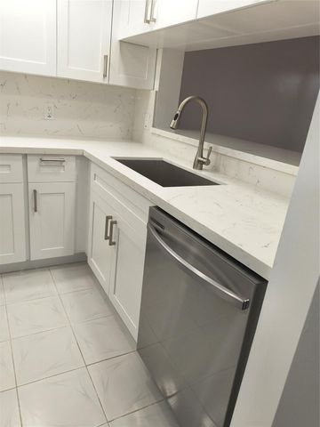 13800 SW 14th Street 211C, Pembroke Pines, FL 33027