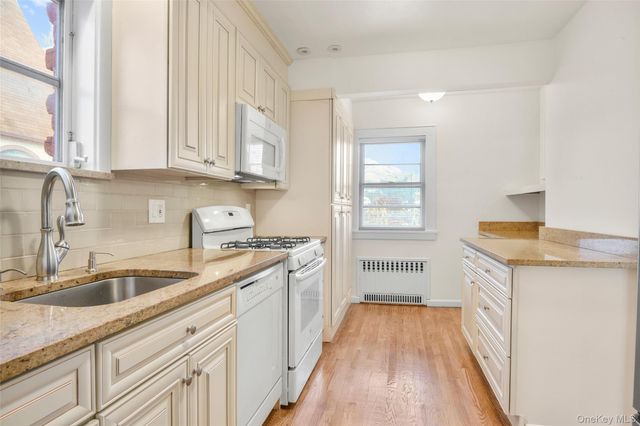 323 Wagner Avenue, Mamaroneck, NY 10543