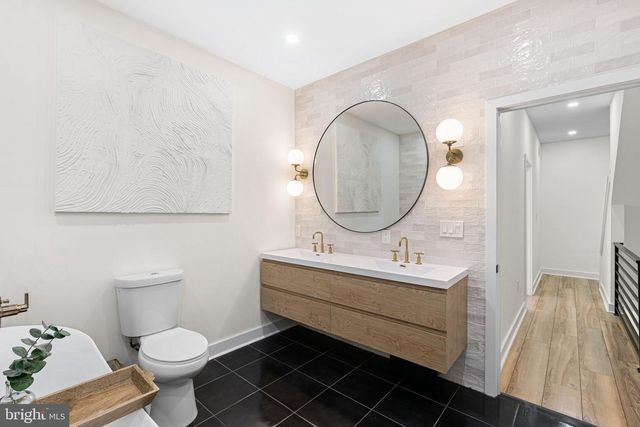 2231 EARP ST, Philadelphia, PA 19146