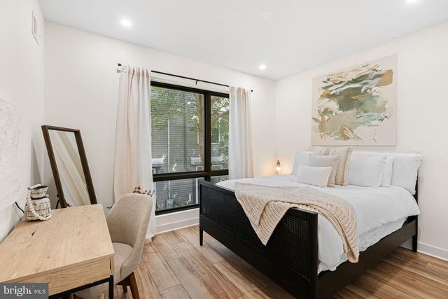 2231 EARP ST, Philadelphia, PA 19146