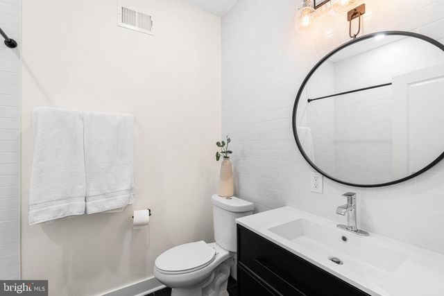 2231 EARP ST, Philadelphia, PA 19146