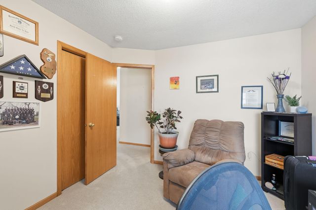 3909 93rd Avenue N, Brooklyn Park, MN 55443