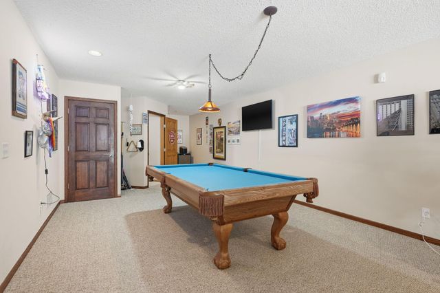 3909 93rd Avenue N, Brooklyn Park, MN 55443