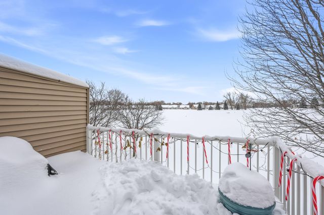 3909 93rd Avenue N, Brooklyn Park, MN 55443