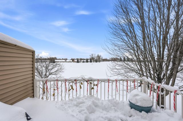 3909 93rd Avenue N, Brooklyn Park, MN 55443