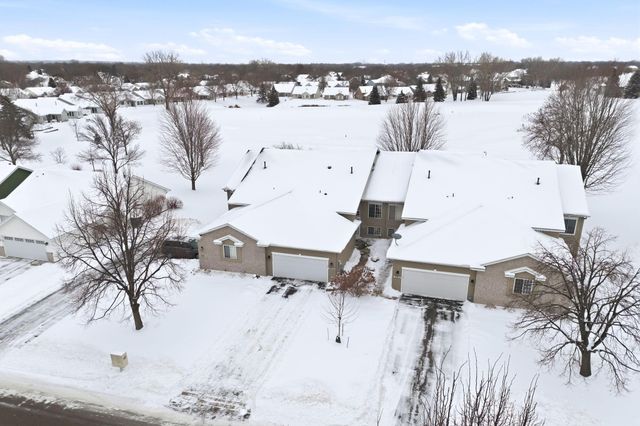 3909 93rd Avenue N, Brooklyn Park, MN 55443