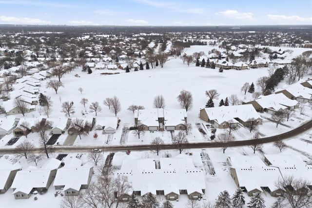 3909 93rd Avenue N, Brooklyn Park, MN 55443