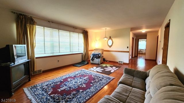 217 River Rd, Montague Twp., NJ 07827