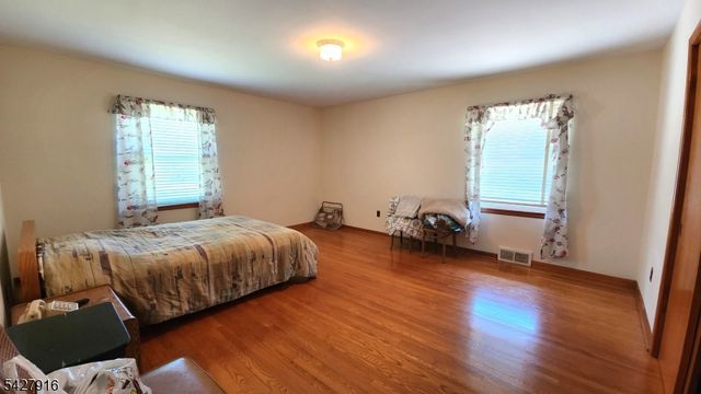 217 River Rd, Montague Twp., NJ 07827