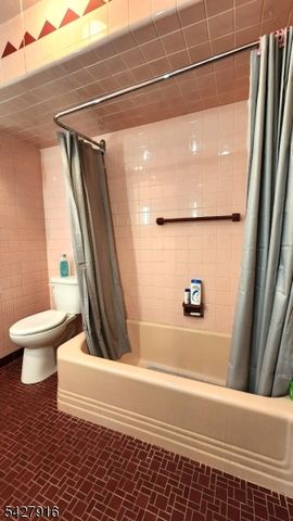 217 River Rd, Montague Twp., NJ 07827