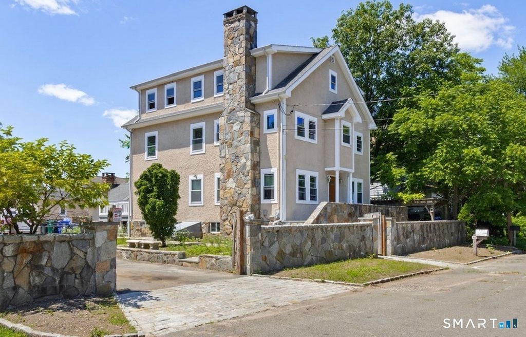 145 Dewey Street, Stratford, CT 06615