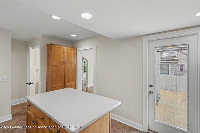 821 N Verlinden Avenue, Lansing, MI 48915