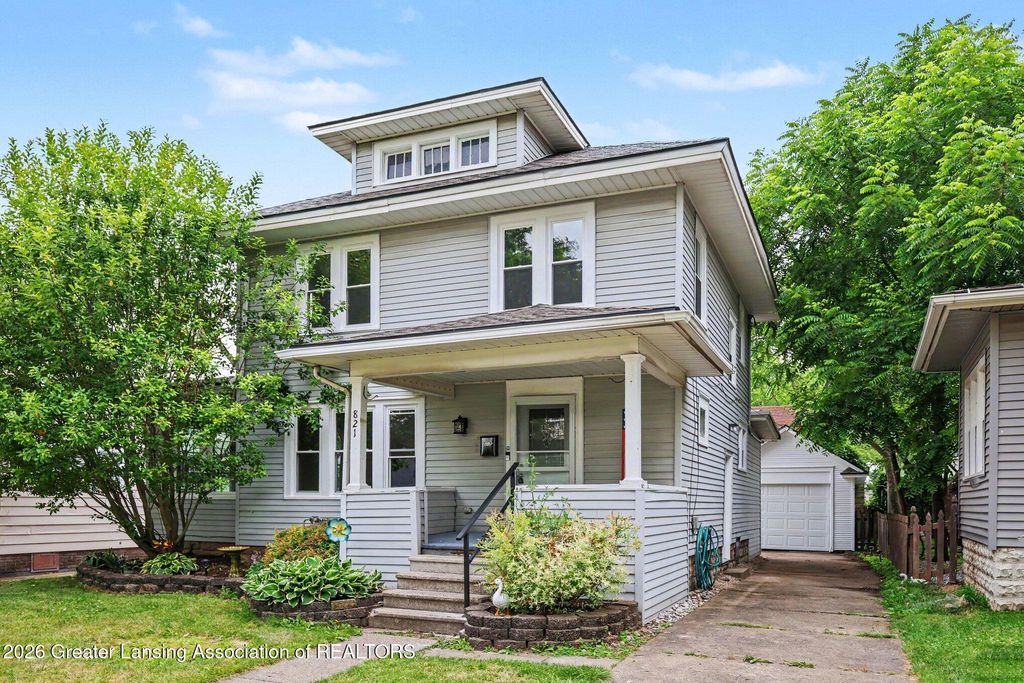 821 N Verlinden Avenue, Lansing, MI 48915