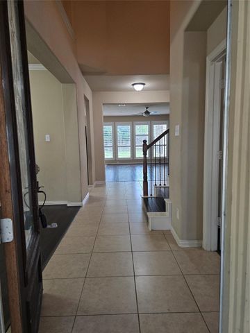 18434 N Settlers Shore Drive, Cypress, TX 77433