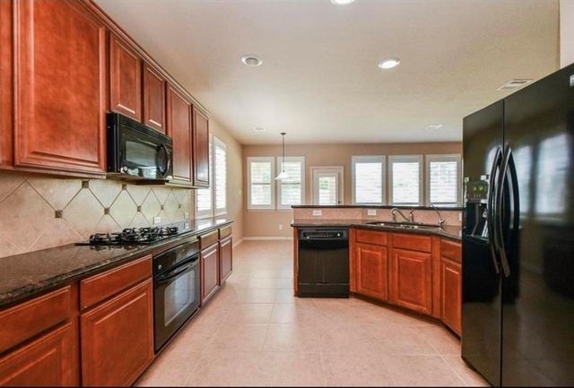 18434 N Settlers Shore Drive, Cypress, TX 77433
