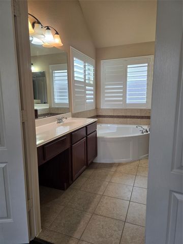 18434 N Settlers Shore Drive, Cypress, TX 77433
