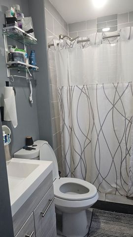 1040 Blackhawk Drive, University Park, IL 60484