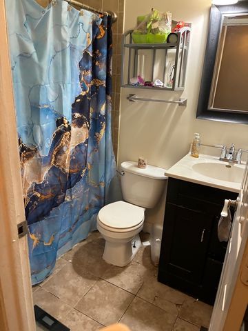 1040 Blackhawk Drive, University Park, IL 60484