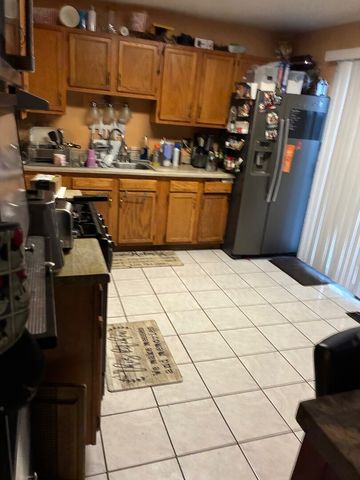 1040 Blackhawk Drive, University Park, IL 60484