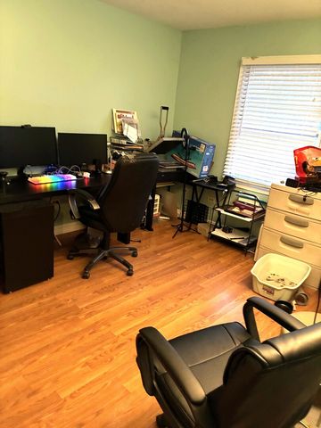 1040 Blackhawk Drive, University Park, IL 60484