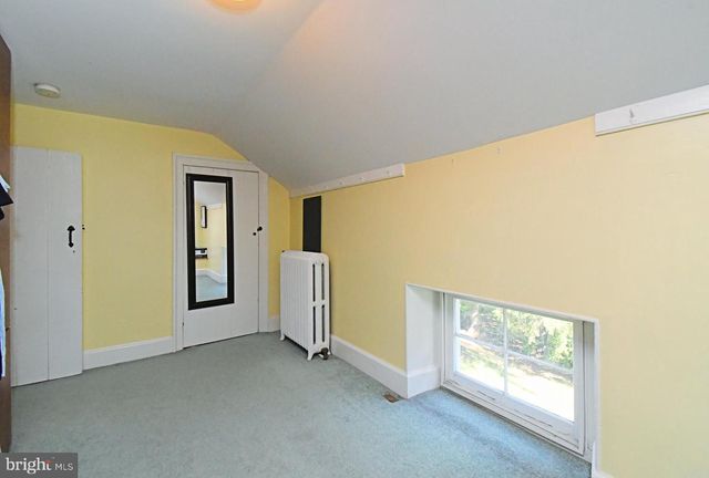 381 HOLLAND RD, Holland, PA 18966