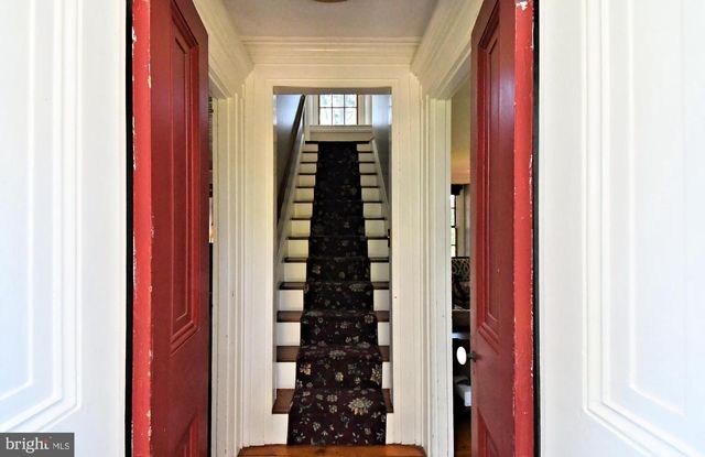 381 HOLLAND RD, Holland, PA 18966