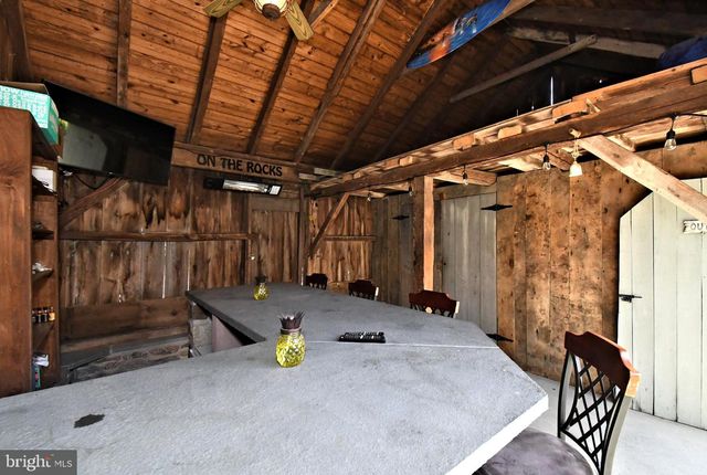 381 HOLLAND RD, Holland, PA 18966
