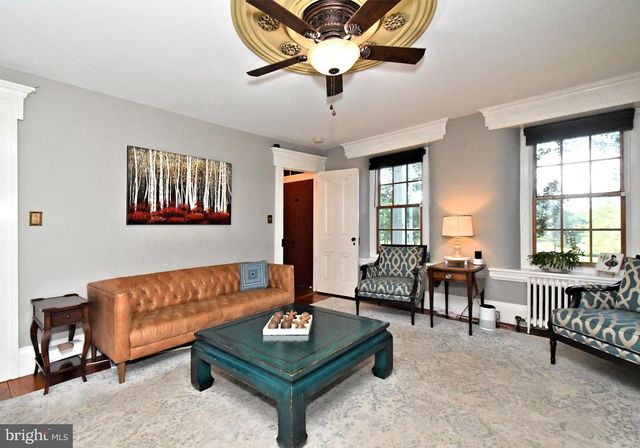 381 HOLLAND RD, Holland, PA 18966