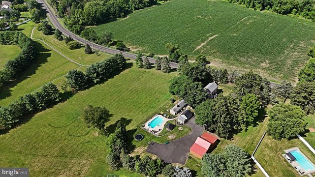 381 HOLLAND RD, Holland, PA 18966