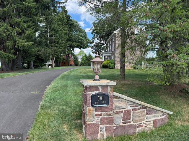 381 HOLLAND RD, Holland, PA 18966
