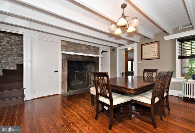 381 HOLLAND RD, Holland, PA 18966