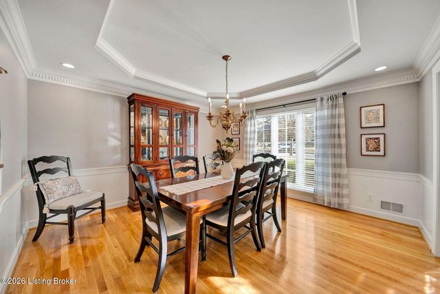 839 Lake Forest Pkwy, Louisville, KY 40245