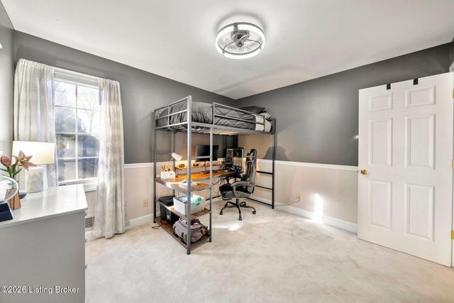 839 Lake Forest Pkwy, Louisville, KY 40245