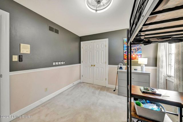 839 Lake Forest Pkwy, Louisville, KY 40245