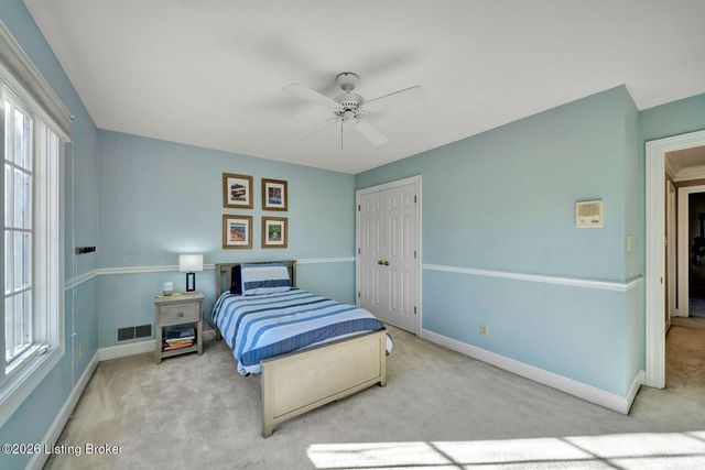 839 Lake Forest Pkwy, Louisville, KY 40245