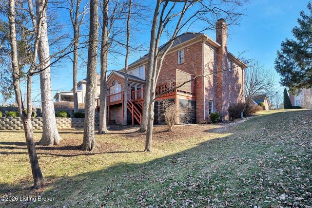 839 Lake Forest Pkwy, Louisville, KY 40245