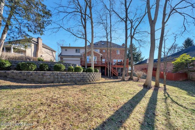 839 Lake Forest Pkwy, Louisville, KY 40245