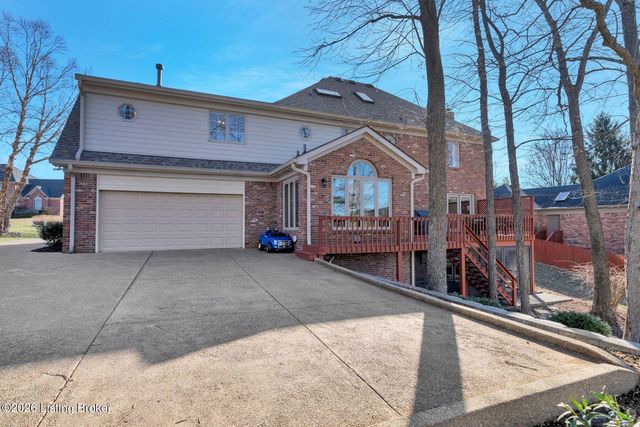 839 Lake Forest Pkwy, Louisville, KY 40245