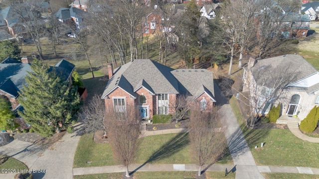 839 Lake Forest Pkwy, Louisville, KY 40245