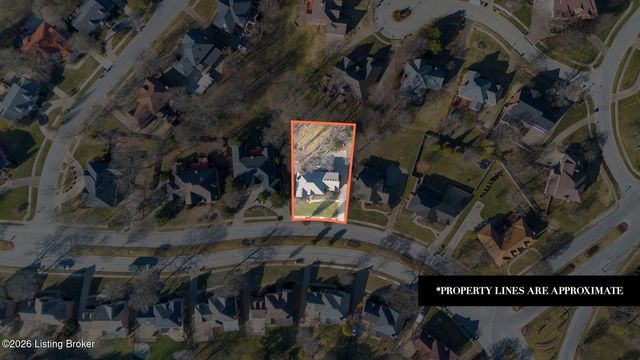 839 Lake Forest Pkwy, Louisville, KY 40245