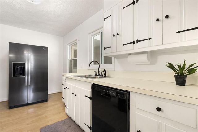 2042 Shady Lane, Tucker, GA 30084