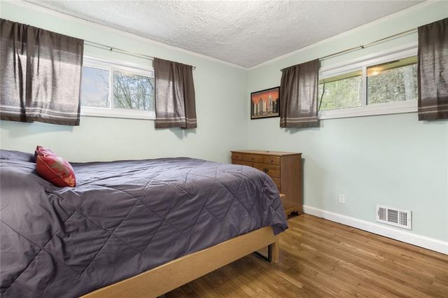 2042 Shady Lane, Tucker, GA 30084