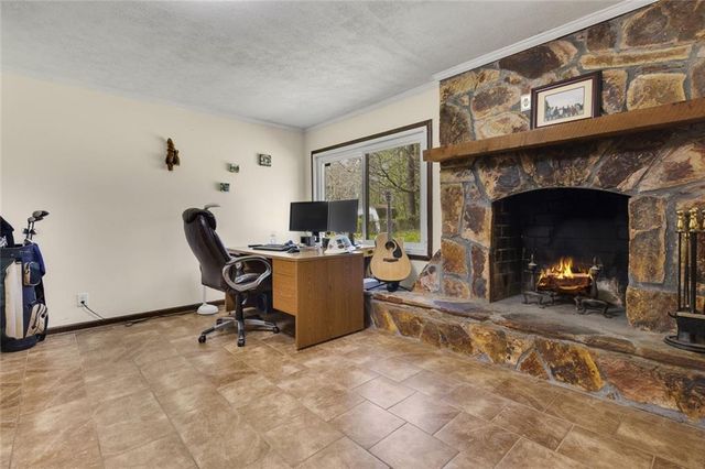 2042 Shady Lane, Tucker, GA 30084