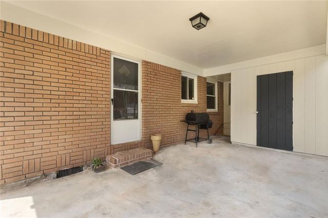 2042 Shady Lane, Tucker, GA 30084