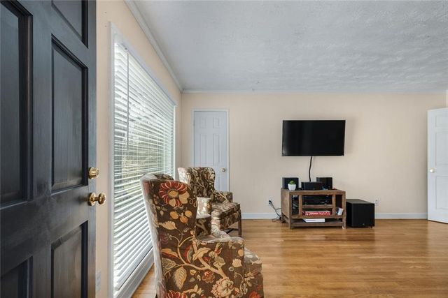 2042 Shady Lane, Tucker, GA 30084